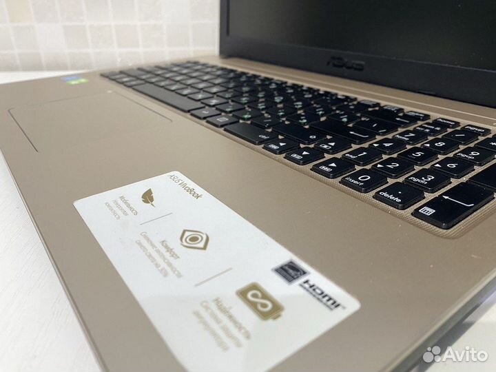 Игровой Asus GeForce MX110 2gb/4gb ddr4/ssd 256gb