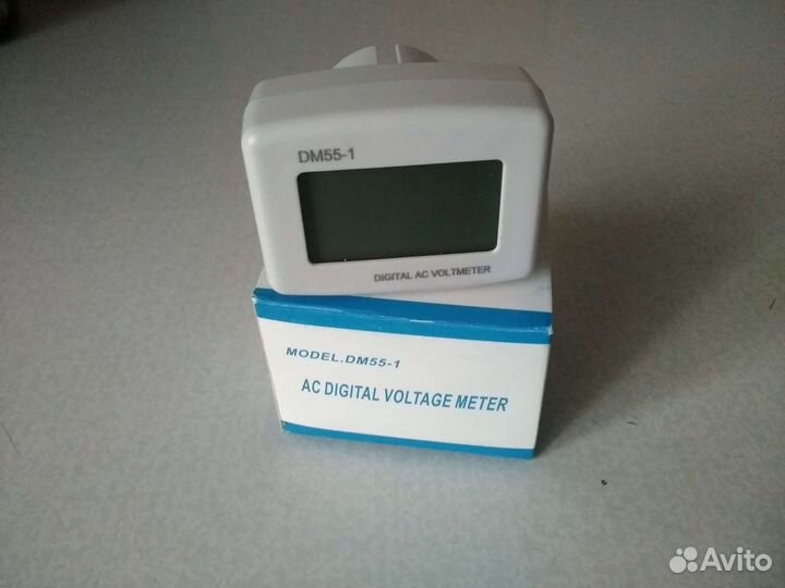 Вольтметр в розетку