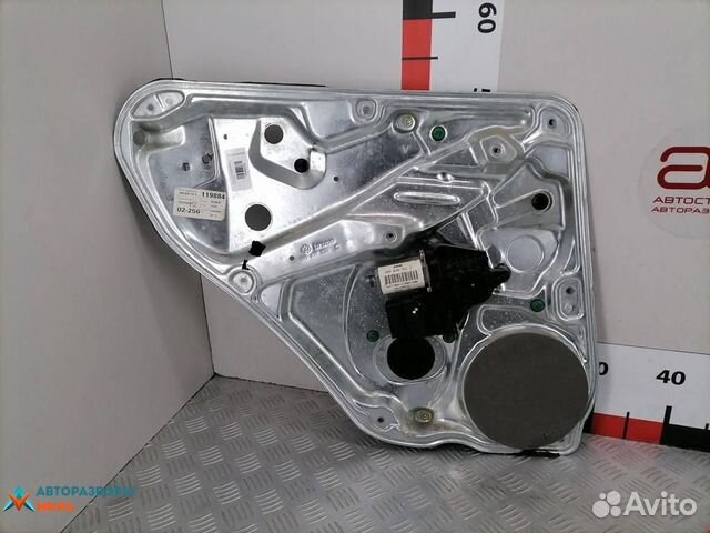 Стеклоподъемник электрический задний левый