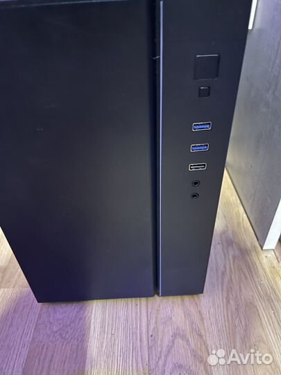 Корпус для компьютера montech sky one mini