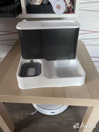 Кормушка для животных