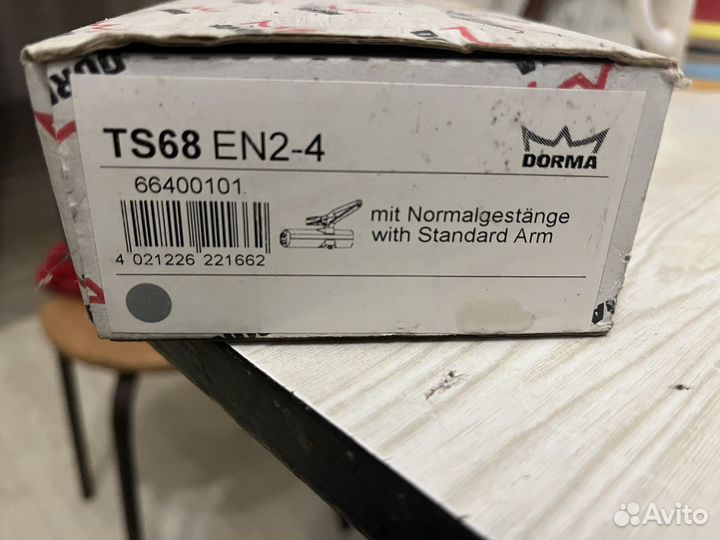 Доводчик дверной