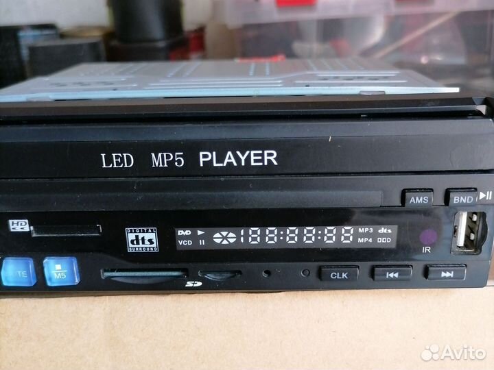 Автомагнитола 1din с экраном 9