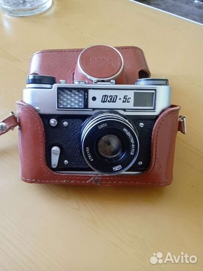 Пленочный фотоаппарат