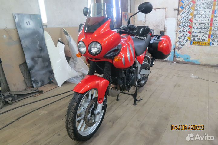 Triumph tiger 955