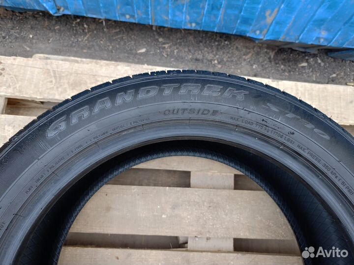 Dunlop Grandtrek ST30 225/55 R19 99H