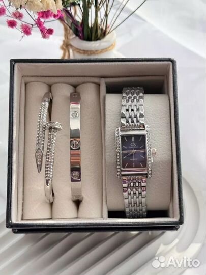 Наручные часы