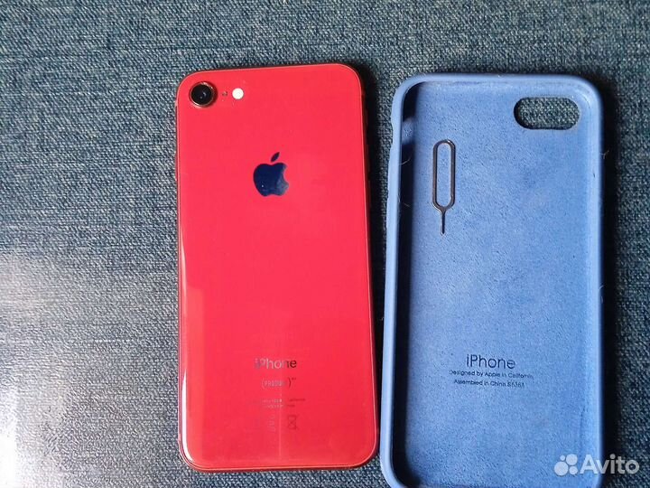 Телефон iPhone 8 64 gb