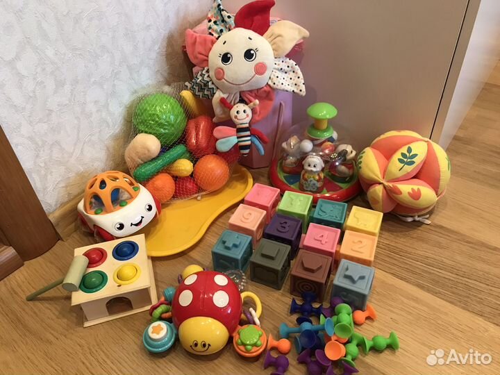 Игрушки пакетом для малышей 0-1 до года