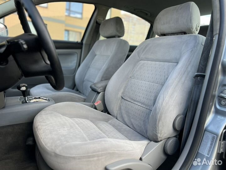 Volkswagen Passat 1.8 AT, 2002, 211 000 км