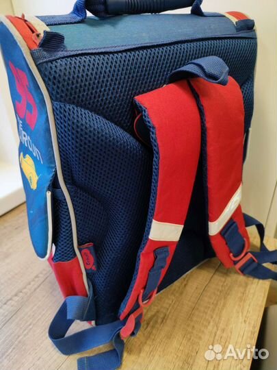 Школьный рюкзак