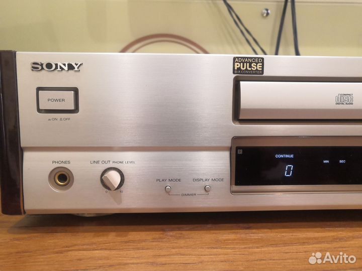 Cd проигрыватель Sony CDP-777ESJ