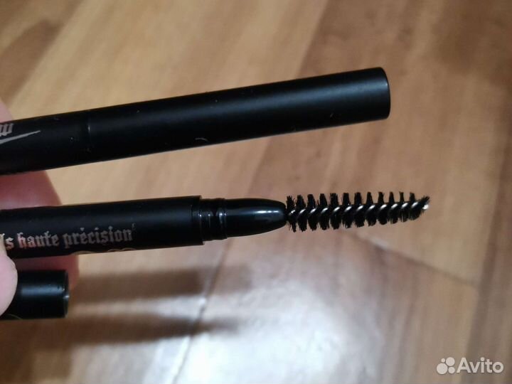 Карандаш для бровей KVD