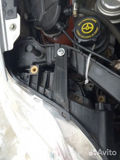 Фара (ремкомплект креплений) Ford mondeo 4