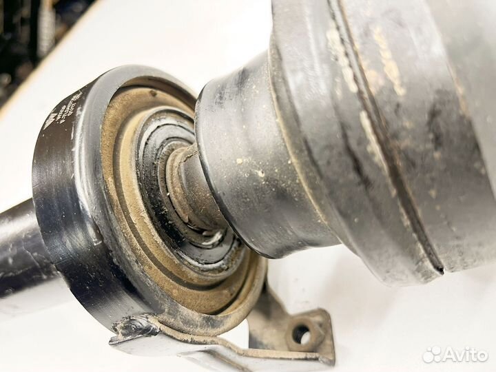 Кардан задний 3.2 4.2 4.5 4.8 Cayenne Touareg 1