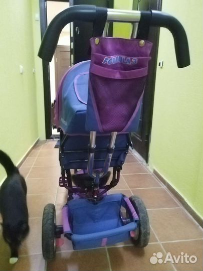 Трехколесный велосипед с родительской ручкой