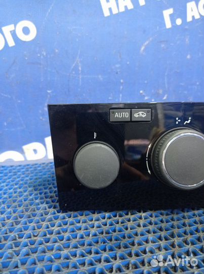 Блок климата Opel Astra Gtc купе Z18XER 2008