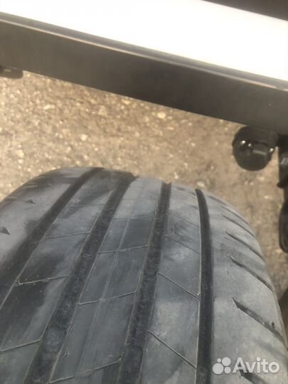 Bridgestone Turanza T005 225/65 R17