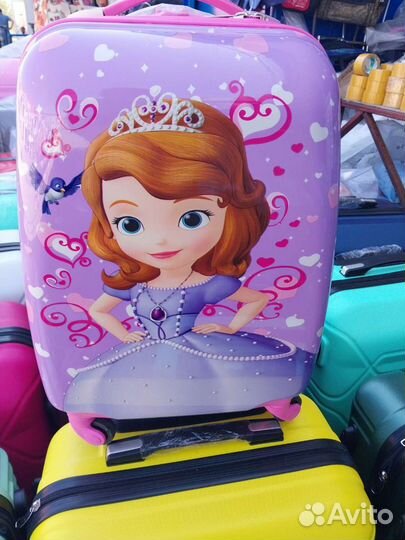 Детская чемодан пластика на калёси