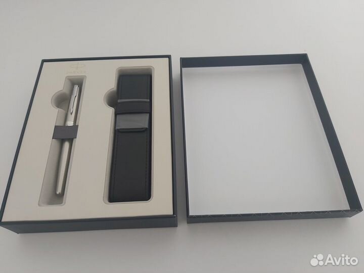 Набор Parker Sonnet Stainless Steel CT + Чехол