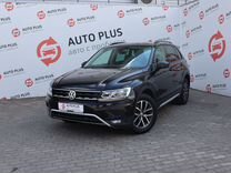 Volkswagen Tiguan 2.0 AMT, 2019, 37 586 км, с пробегом, цена 2 880 000 руб.