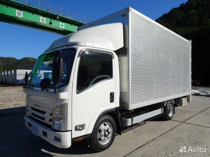 Isuzu Elf, 2020