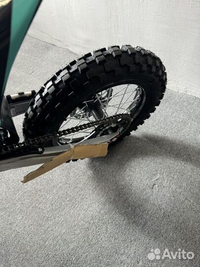 Питбайк VMC 17/14 - 125cc (plastic Honda CRF110)