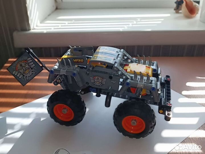 Lego Technic 42119 Monster Jam Max-D