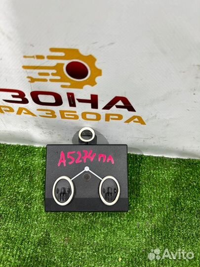 Блок управления дверьми передний Audi A1 8X CAX