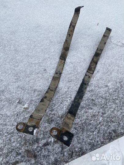 Крепление лента бензобака hyundai solaris 1