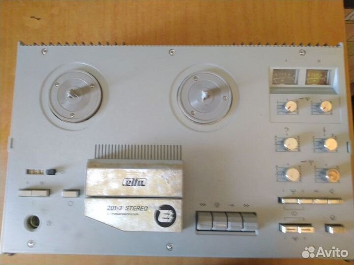 Катушечный магнитофон Эльфа 201-3 стерео