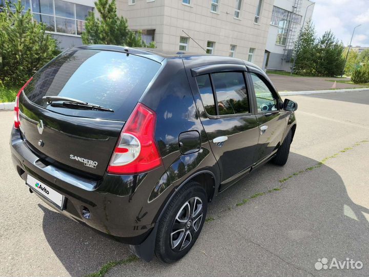 Renault Sandero 1.6 AT, 2012, 103 505 км