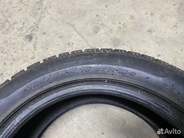 Pirelli Winter Sottozero 210 195/55 R16