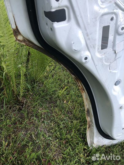 Двери задние мазда 9