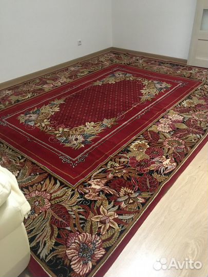 Ковер бу шерстяной