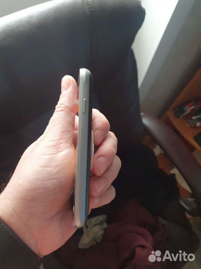 Смартфон Samsung Galaxy J1 Mini Prime