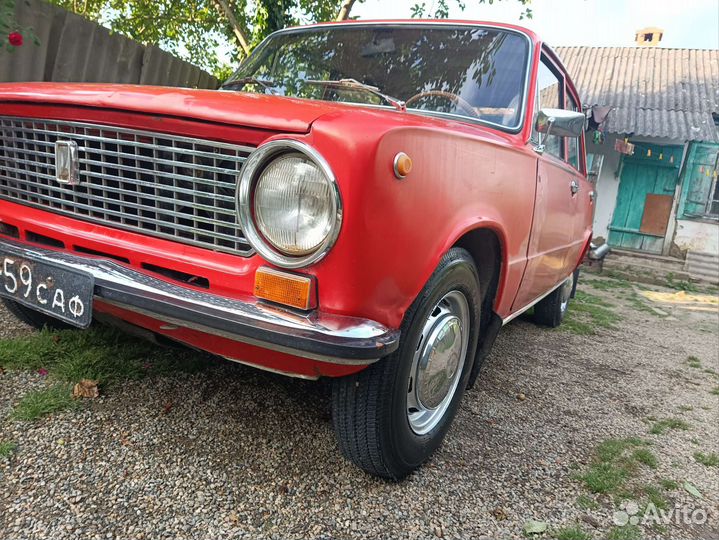 ВАЗ 2101 1.2 МТ, 1975, 19 337 км
