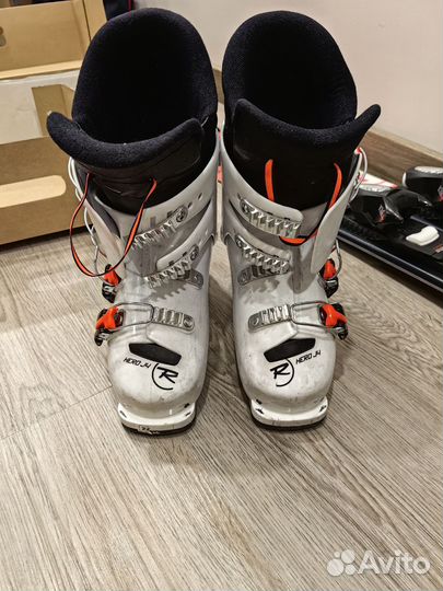 Комплект горные лыжи и ботинки детские