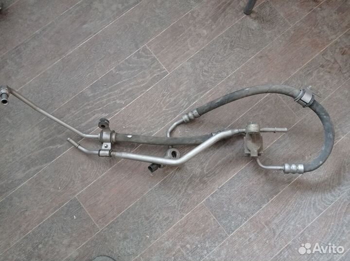 Шланг гура Toyota Land Cruiser 200 2012 г