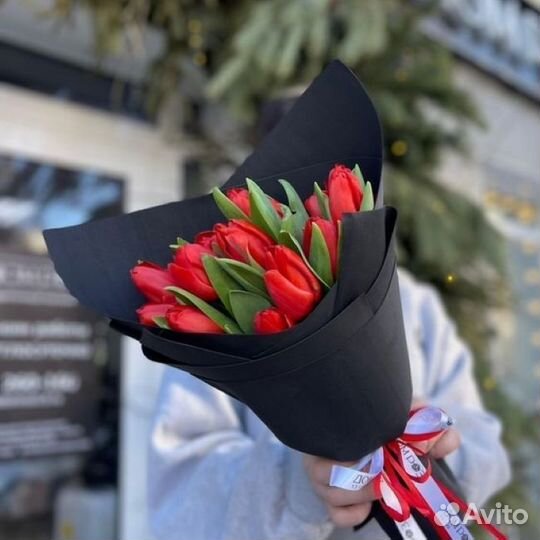 Тюльпаны, розы, гипсофила, цветы Саранск