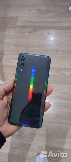 Samsung Galaxy A50, 6/64 ГБ