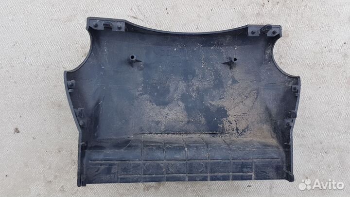 Кожух рулевой колонки mitsubishi pajero 4