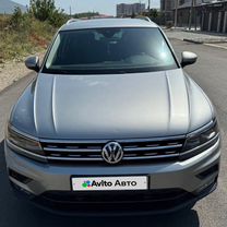 Volkswagen Tiguan 1.4 AMT, 2019, 120 000 км, с пробегом, цена 2 700 000 руб.