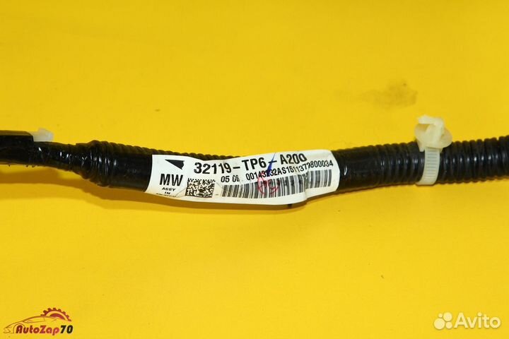 Honda Crosstour Проводка крышки багажника