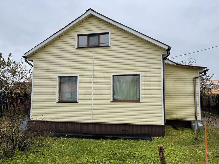 Дом 42,7 м² на участке 5,2 сот.