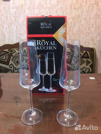 Бокалы для шампанского