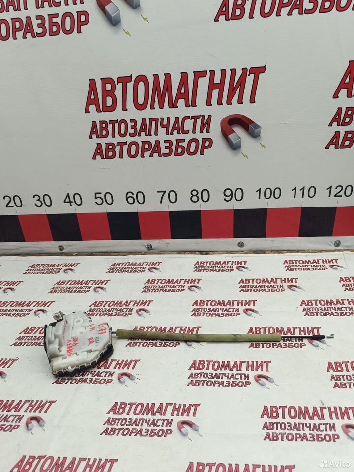 Замок двери задней левой Faw Bestune T77