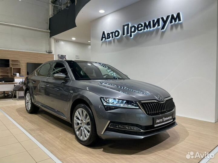 Skoda Superb 2.0 AMT, 2023