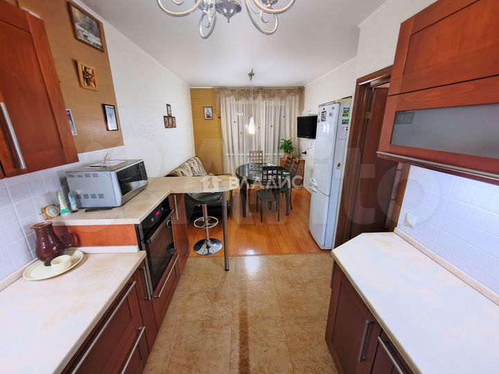 2-к. квартира, 70,9 м², 9/10 эт.