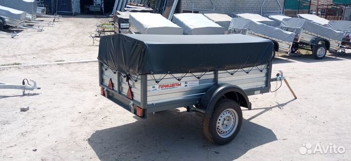 Легковой прицеп 